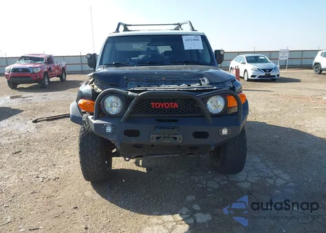 2007 Toyota Fj Cruiser из США, поврежденный, VIN JTEBU11F970072729